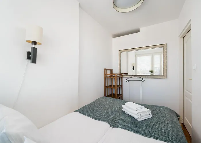 公寓 Czerniakowska Quantic By Bookinghost