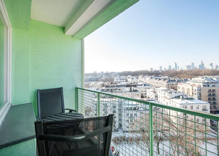 Czerniakowska Quantic By Bookinghost *